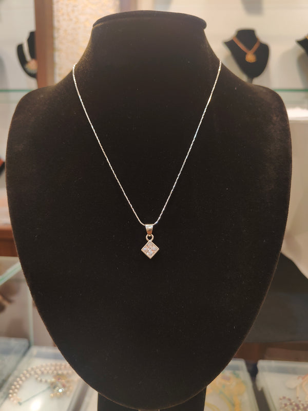 Chain With Square Shape Pendant
