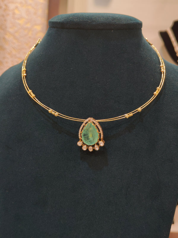 Bloosom Kante With Pendant