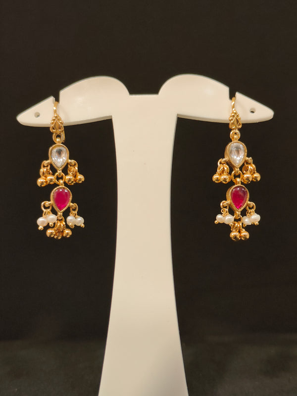 Oval White Kundan Hangings - G