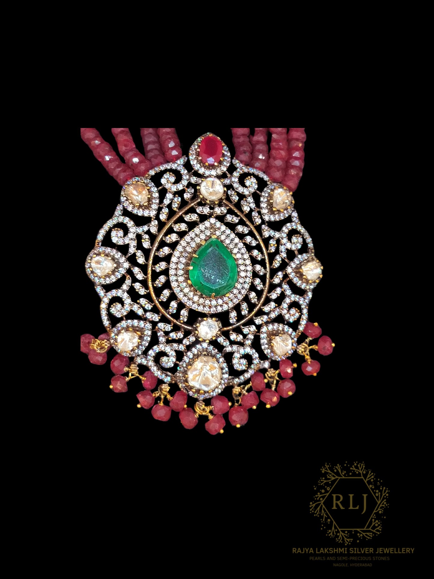 Victorian Ruby Green Red Small